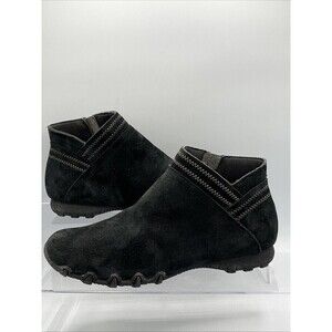 Skechers Black Suede Ankle Boots Relaxed Fit Zig Zag trim Size 7 Side zip